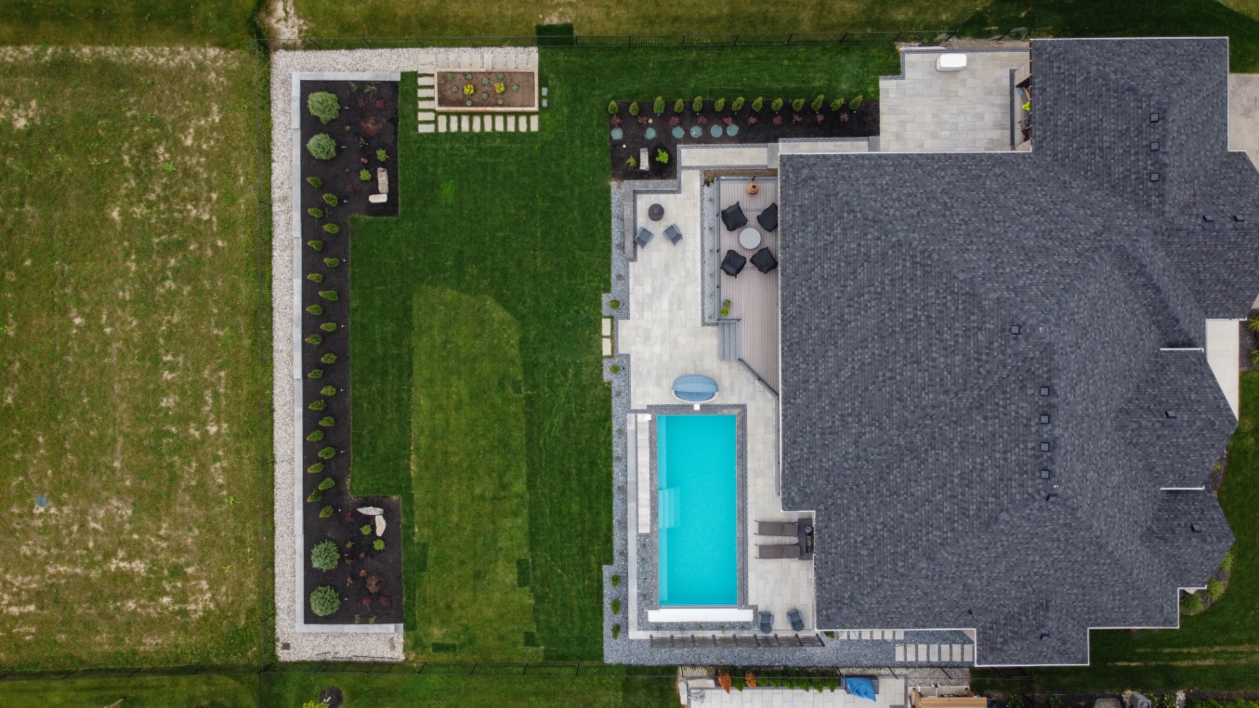 Custom Home Landscape — photo 2