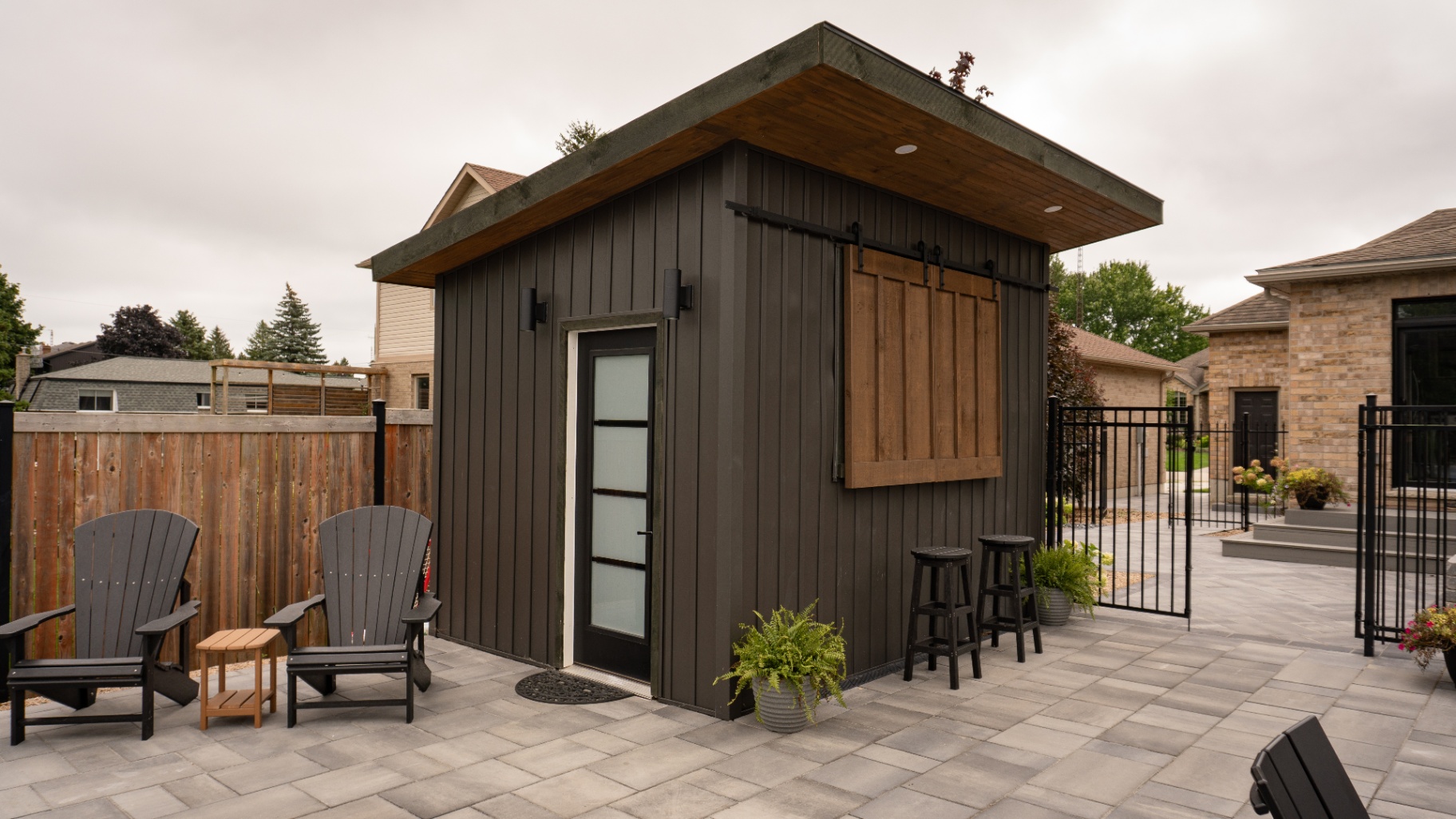 Modern Cabana & Paver Courtyard — photo 1