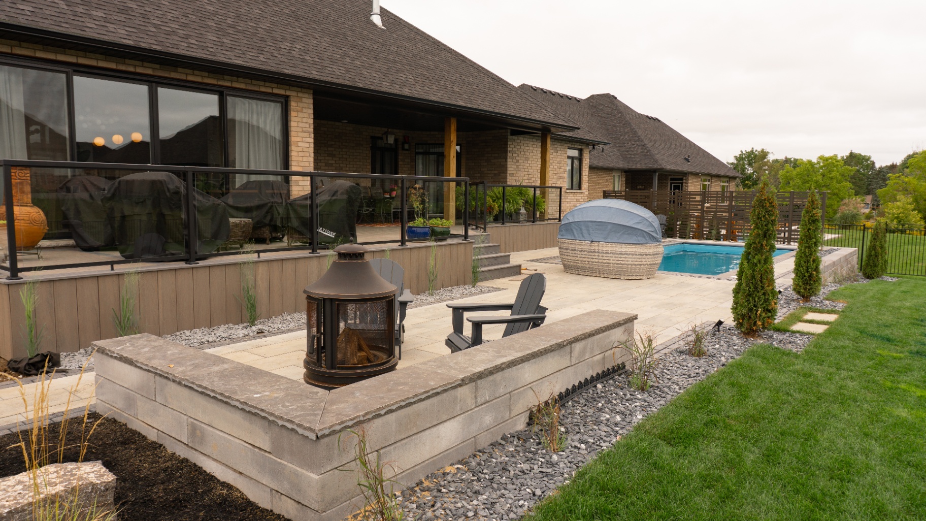 Modern Linear Pool Retreat — photo 3